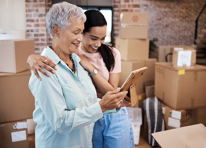 How to Help an Older Family Member Declutter Their Living Space